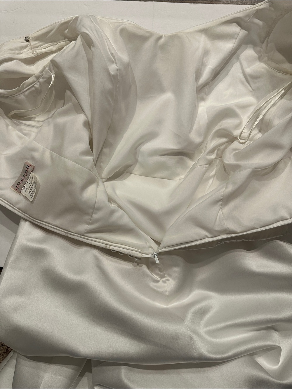 Jordan Limited White Satin Two-Piece short sleeve Bridal Gown Size 14 - Picture 6 of 10